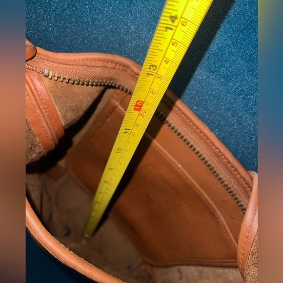 COPY - Vintage Hobo Coach Bag - Picture 10 of 10